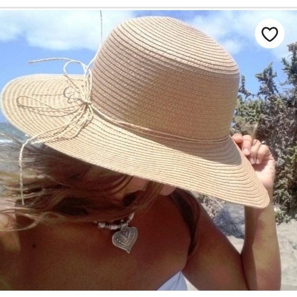Accessories - Gorgeous White Sunhat